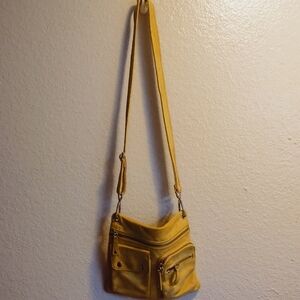 Fossil  Sutter Leather Pebble Messenger Crossbody Bag